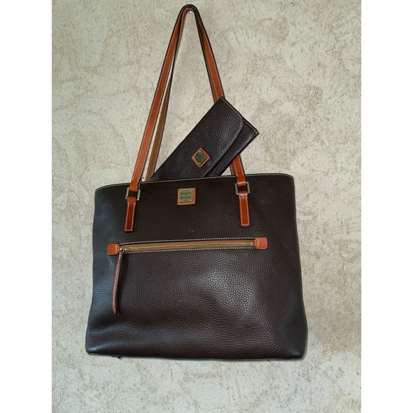Dooney & Bourke Chocolate Brown Large & Matching Wallet - Picture 1 of 15